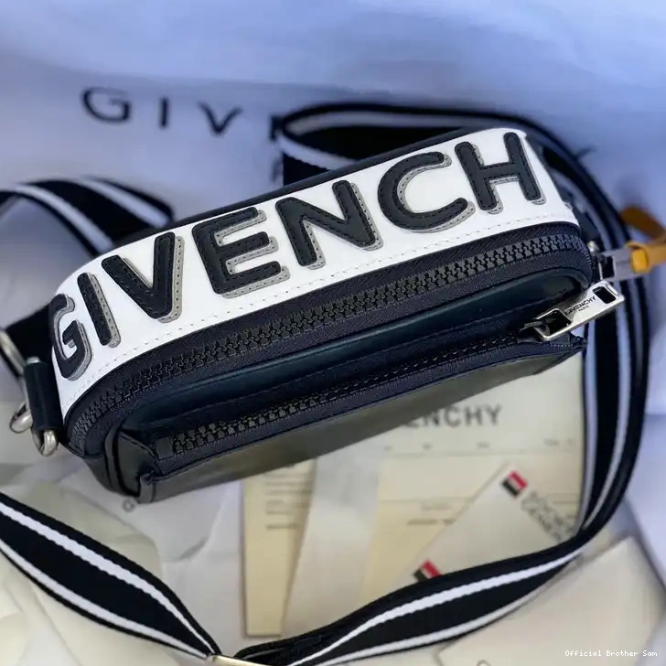 Official Brother Sam 2209SW0039 Bag Givenchy 1015